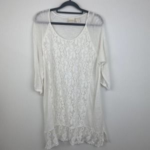 chico's blouse size 2 3/4 sleeve Lace front color cream round neckline